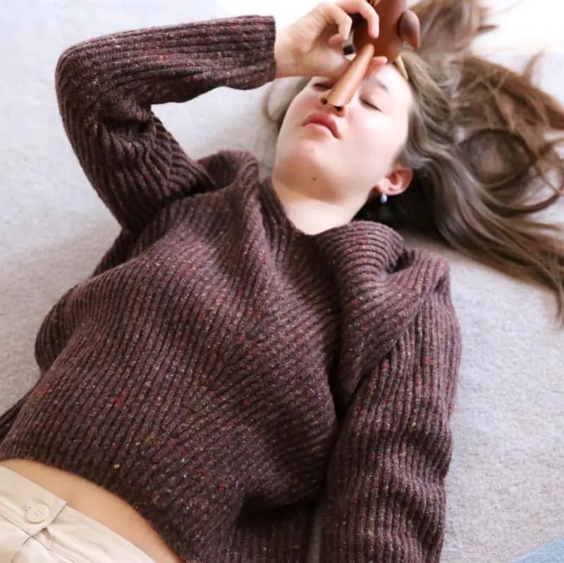 NaiveDays Maglione in Misto Lana e Alpaca con Scollo a V, Lavorazione a Maglia Grossa, Colore Marrone Stellato, Moda Donna Autunno 2019