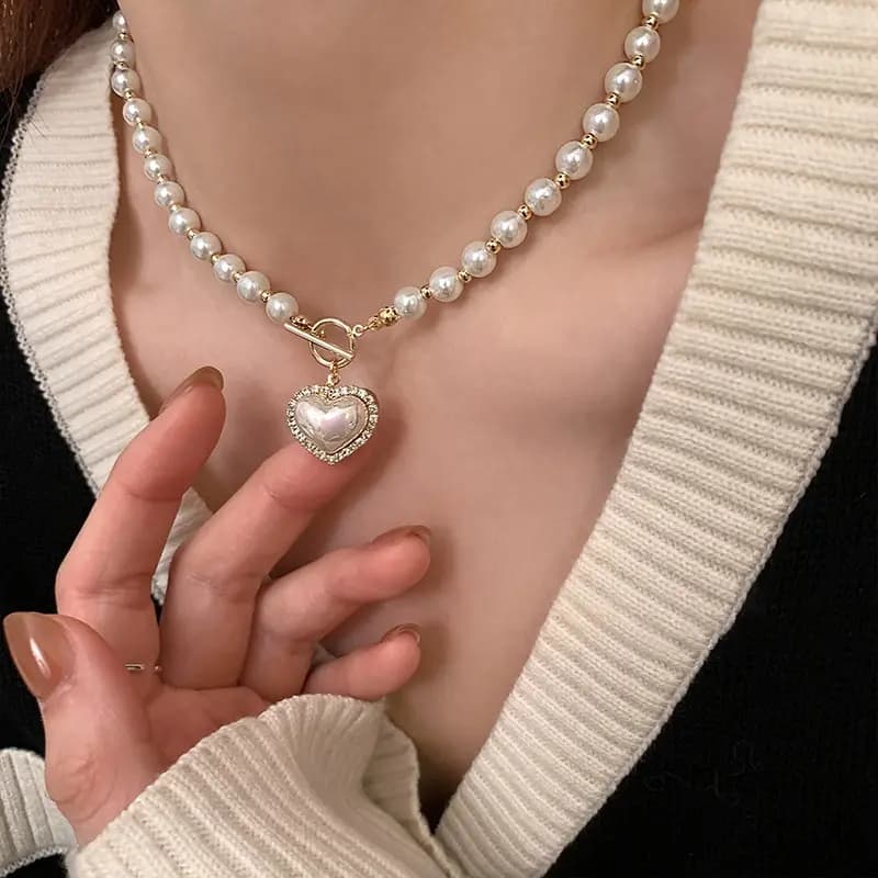 Elegante collana di perle per donna, collane con ciondolo a cuore, collane di lusso con perle finte, gioielli coreani, regali per ragazze