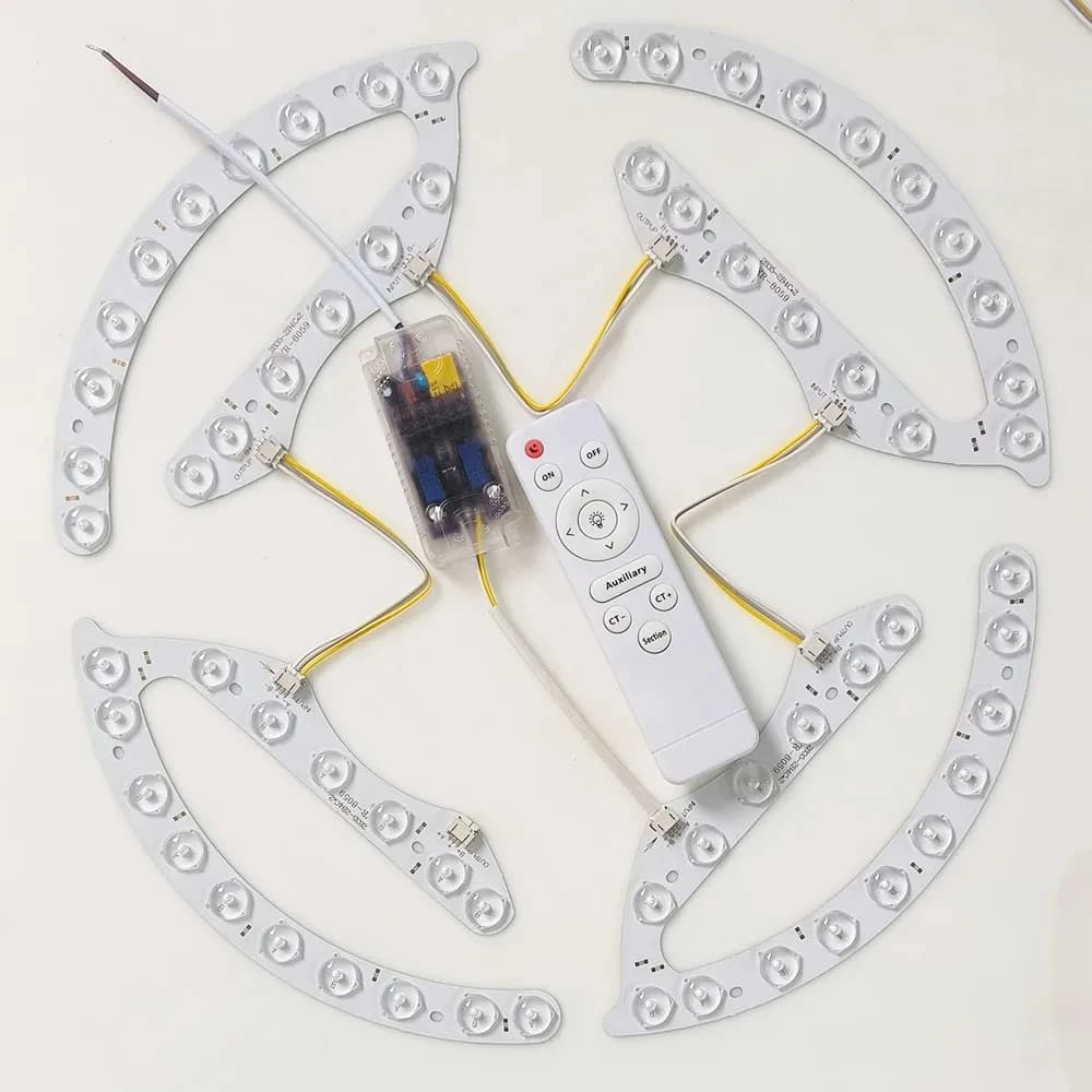 La luce del modulo obiettivo LED fai-da-te include il driver del telecomando a infrarossi dimmerabile IR 220V che sostituisce la plafoniera del soggiorno della camera da letto