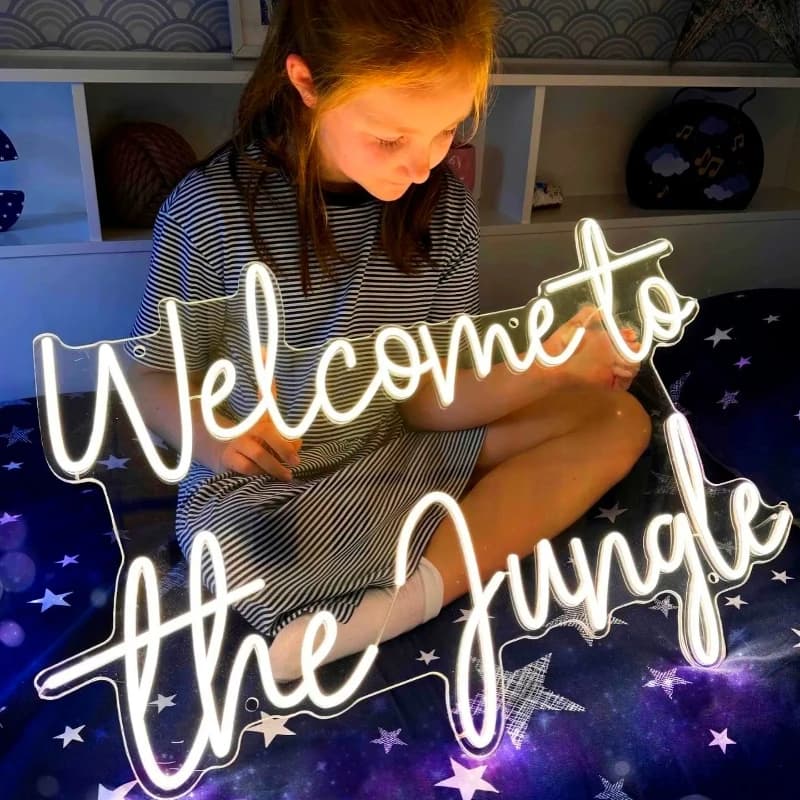 Insegna al neon per matrimonio personalizzata Insegna al neon personalizzata a LED Alimentata tramite USB Colori multi caratteri per la decorazione artistica della parete della casa per feste in famiglia al neon