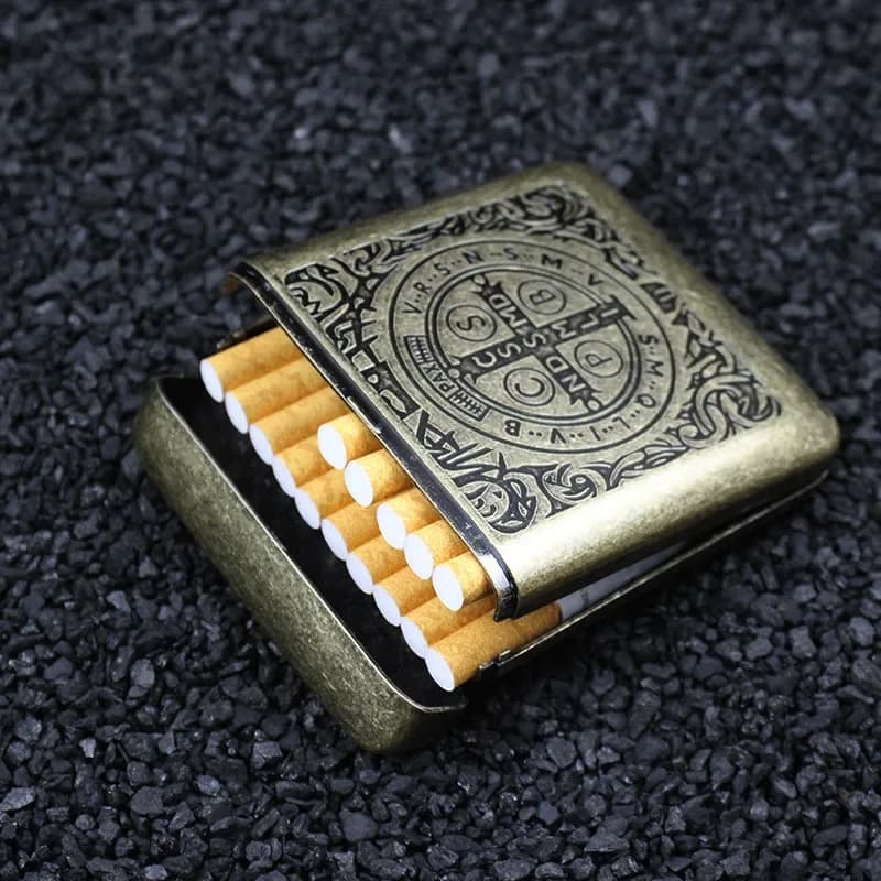 Scatola per sigarette creativa a tre aperte con cintura per bocca da uomo, 20 confezioni, vari stili di scatola per sigarette da uomo personalizzata in bronzo