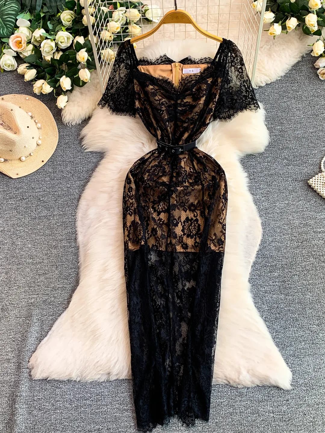 Retro Elegant Charming Sexy Square Neck Dress Women Summer High-end Lace Party Banquet Evening Gown Back Slit Women Long Dress