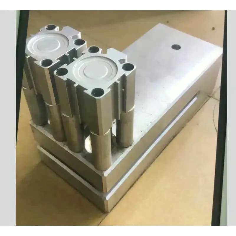 Perforatrice a Doppio Foro e Macchina Pneumatica per Foratura - Accessori per Macchine per Sacchetti per la Creazione di Fori Rotondi Grandi su Film da Imballaggio