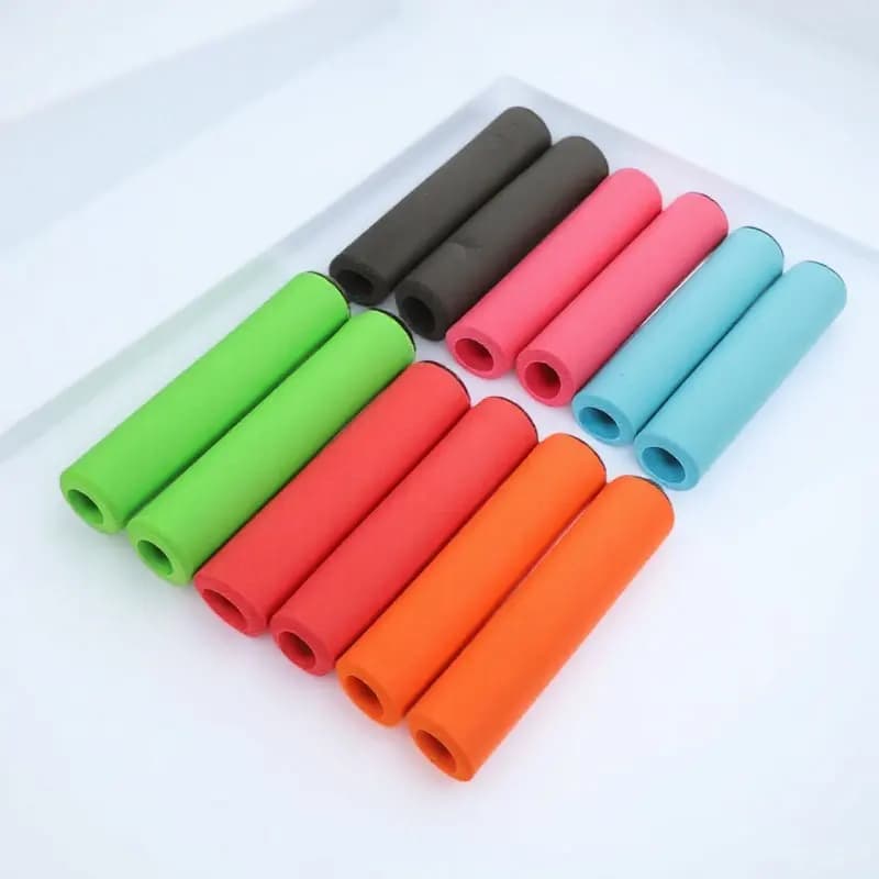 12 Pezzi Impugnature per Pagaie da Kayak in Spugna, Traspiranti, Antiscivolo, Design Ergonomico per un Controllo Confortevole in Lunghe Sessioni di Kayak