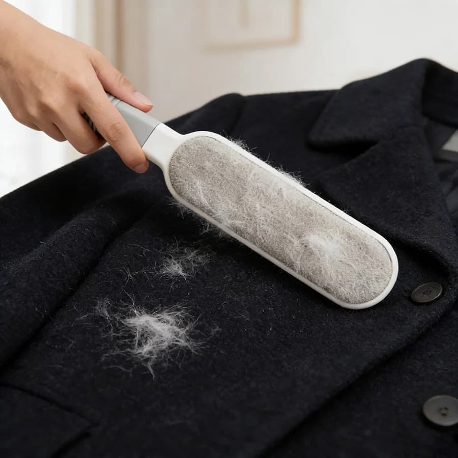 Rullo Leva-Pelucchi Autopulente, Rimuovi Peli di Animali Domestici Riutilizzabile per Vestiti e Mobili, Rullo Adesivo Forte