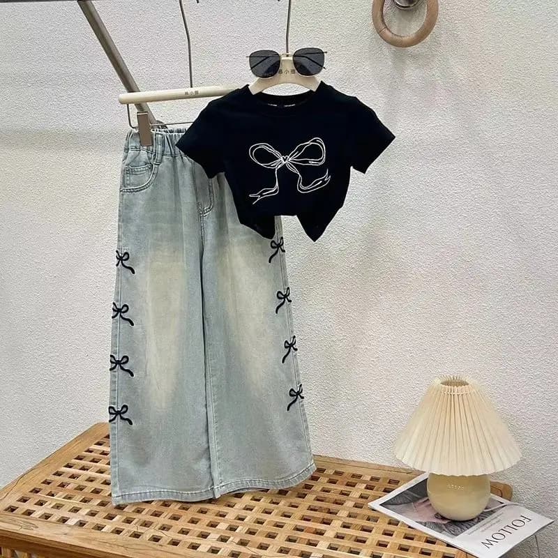 Set di abbigliamento da ragazza estate coreano sottile Set ragazza Set bambini gamba larga Jeans t-shirt vestito a due pezzi