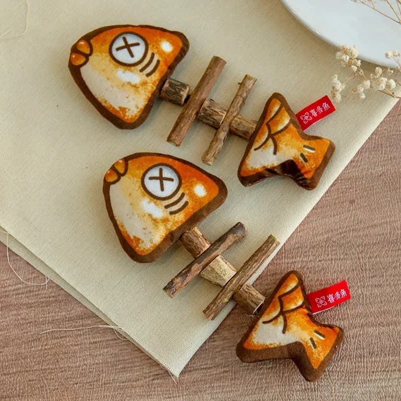 Giocattoli da masticare per gatti Giocattoli interattivi per pesci alla griglia molari Silvervine Cat Teaser Toy Bocca pulita Gattino Gioca a giocattoli Forniture per animali domestici Accessori