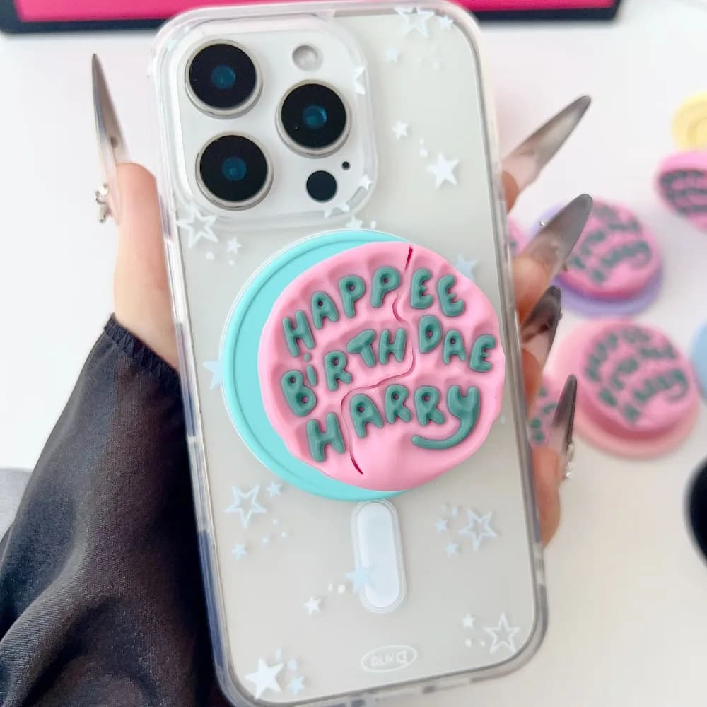 Pieghevole 3D carino lettera inglese rosa magnetico Griptok stile coreano per anello di supporto universale per iPhone MagSafe Google
