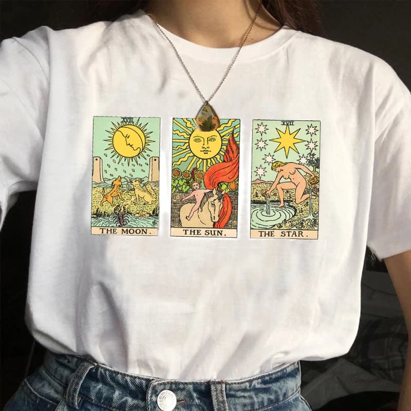 T-shirt grafica con tarocchi Sun Moon Star Tarocchi T-shirt da strega hipster con stampa casual estetica carina da donna alla moda vintage