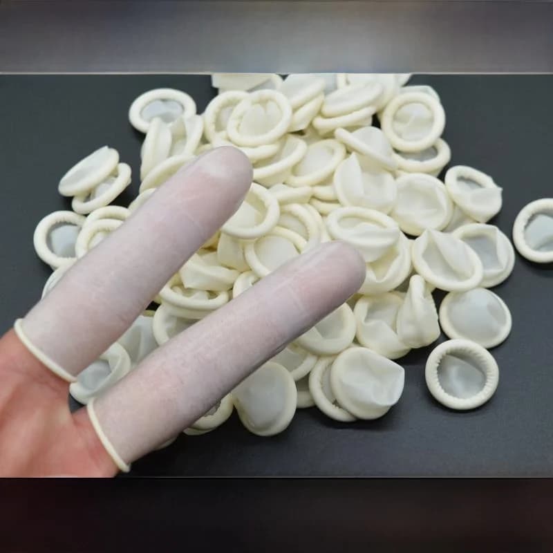 Copridita in lattice monouso per lavori estetici, guanti bianchi antiscivolo resistenti all'usura per l'industria elettronica e per tatuaggi