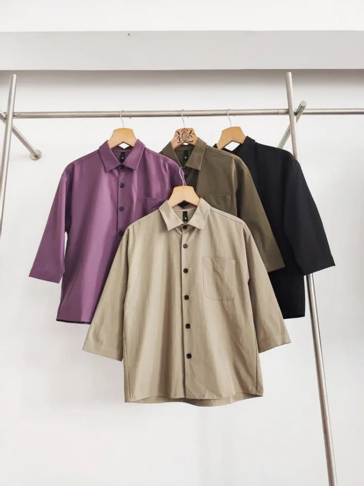 Nuova Collezione Primavera-Estate: Camicia Giacca Casual Americana Leggera e Traspirante con Colletto Rovesciato e Mezza Manica per Uomo