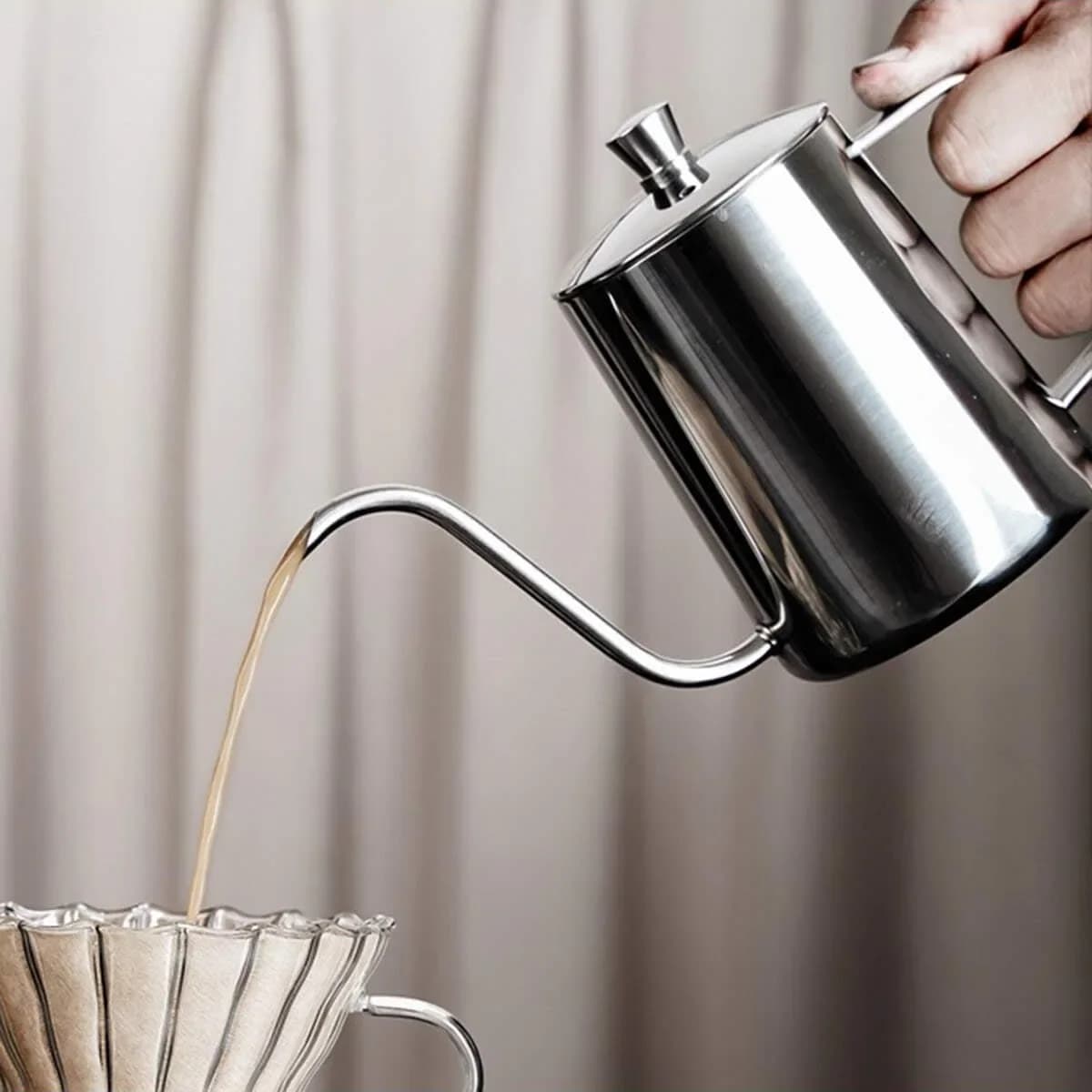 1PC-350ML Versare sopra il caffè Bollitore a collo di cigno Versare sopra le caffette Macchina per il caffè a goccia Accessori per la casa Barista in acciaio inossidabile
