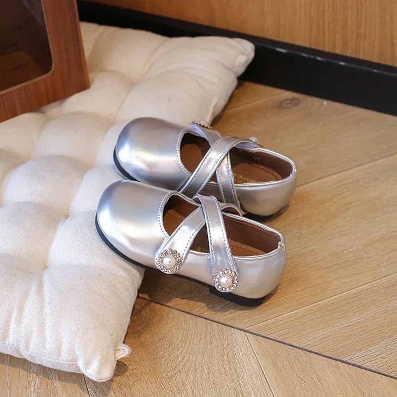 Scarpe Autunnali Laccate per Bambine, Calzature Moda con Perle e Velcro in Pelle PU, Scarpe da Principessa con Suola Morbida e Cinturini Incrociati
