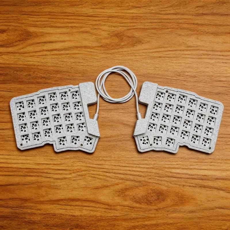 Kit Tastiera Meccanica Divisa Silakka54, Cablata, Ergonomica Personalizzabile, QMK Hot Swap, Tastiera Divisa per Mano Sinistra e Destra VIAL