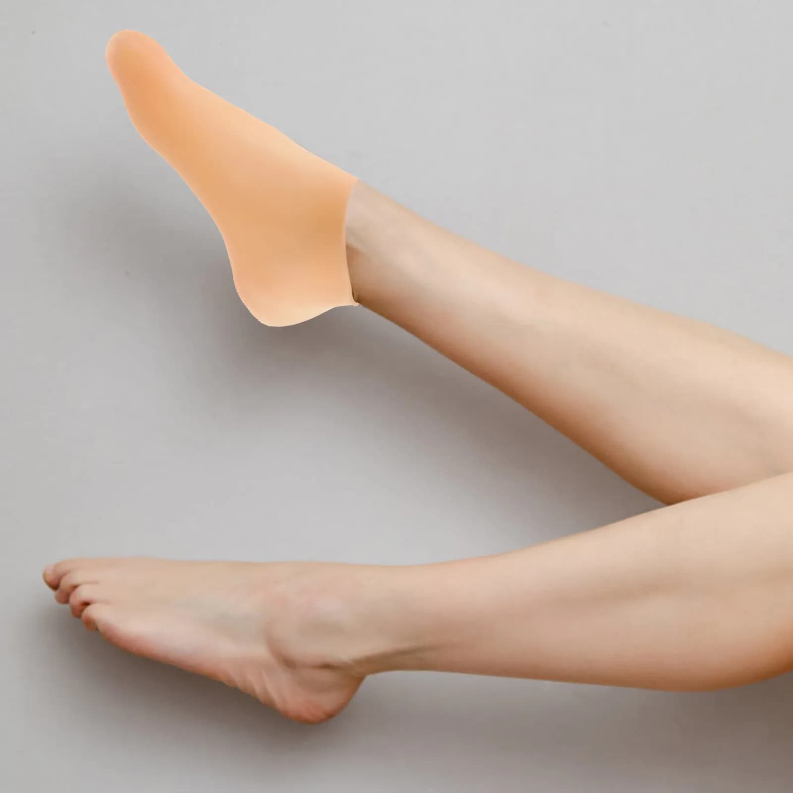 2 paia di calzini da spa per donna, copripiedi idratanti per il trattamento della pelle screpolata, calzini riutilizzabili con lozione per terapia notturna dei piedi