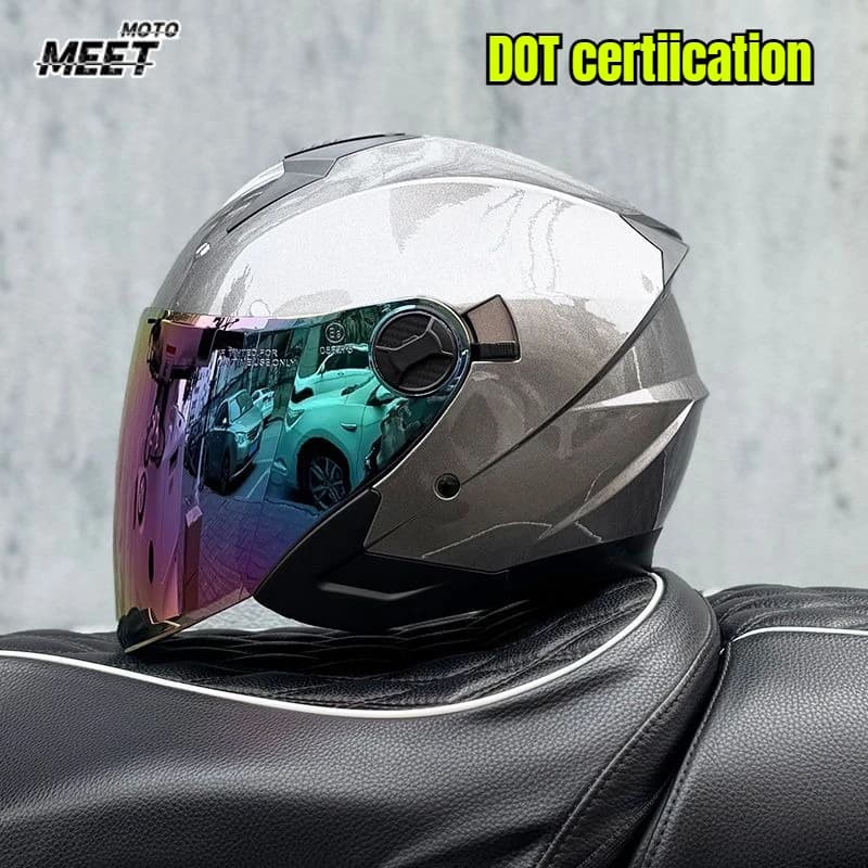Unisex Motorcycle Helmet with Double visor, Universal for All Seasons, Open Helmet for Moto and E-bike