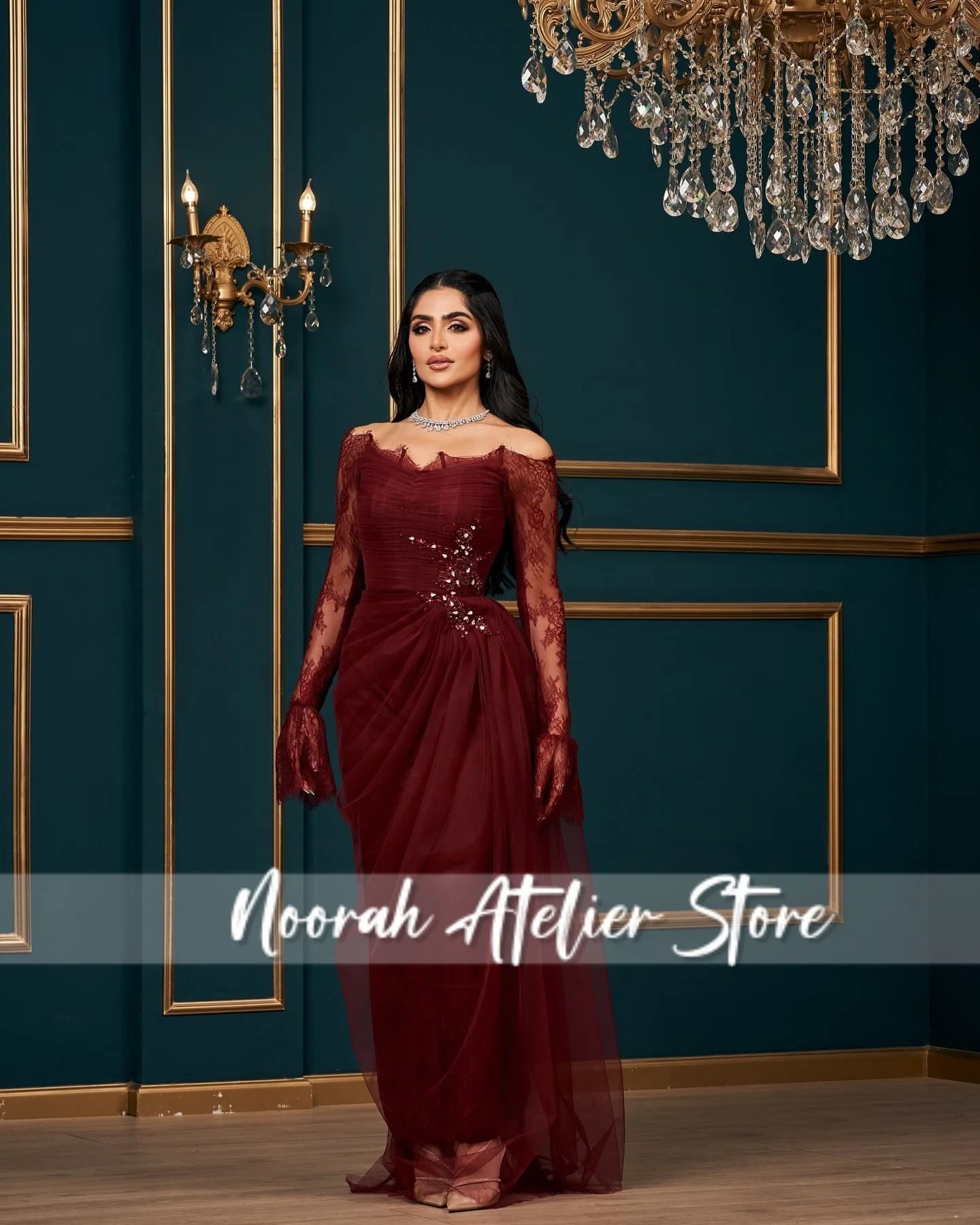 Nuovo elegante pizzo rosso con spalle scoperte pieghe abiti da sera da donna di lusso 2025 abito da sposa da donna Arabia Saudita lungo personalizzato