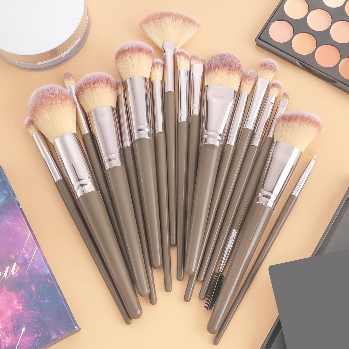 18/20 pz/set Pro Double Ended Makeup Brushes Blush Correctors Umbrellas Liquid Cream Brush Powder Blend