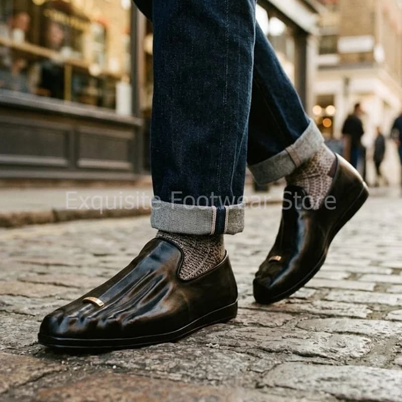 2026 Women Five Toe Moulded Leather Slip On Flat Shoes Casual Sculptural Loafers Stylish Party Walking Footwear Ladies Slip Ons