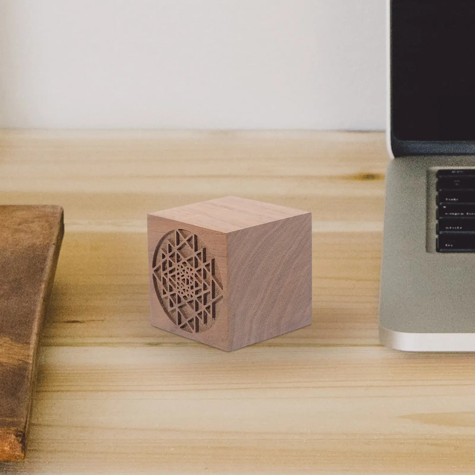 Diffusore di Aromi in Legno Naturale, Diffusore di Oli Essenziali per Auto, Casa, Ufficio, Sala Yoga, Decorazione, Fragranza Stabile, Diffusore in Legno