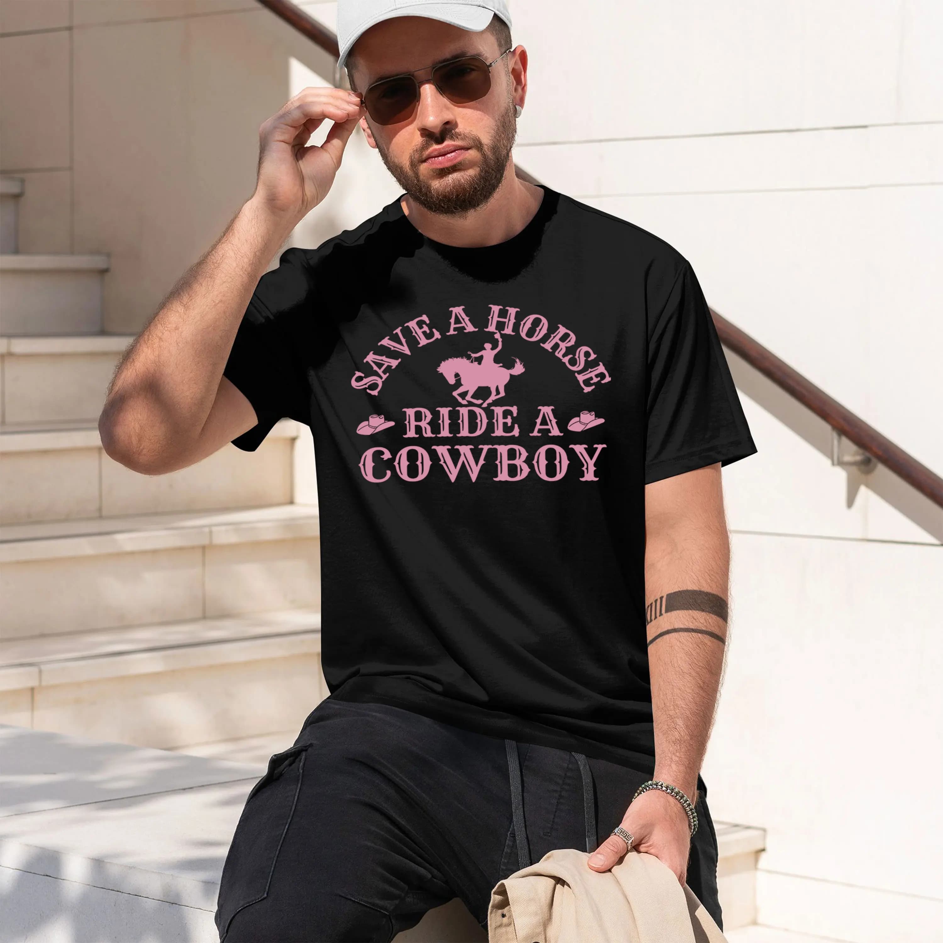 Save a Horse a Cow Snapback Elegante con Design Stivali da Equitazione Rosa Leggero Perfetto per l'Escursionismo Nuovo Modello 2026 Maglietta a Maniche Corte da Uomo