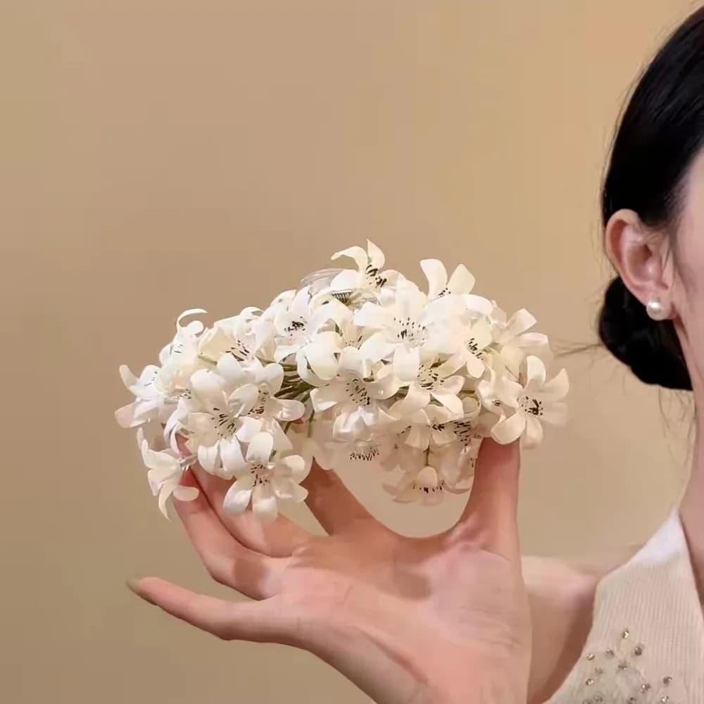 New claw-shaped hair clip, floral, plain color, delicate holiday style, shark clip, super pretty, acrylic, elegant, for everyday