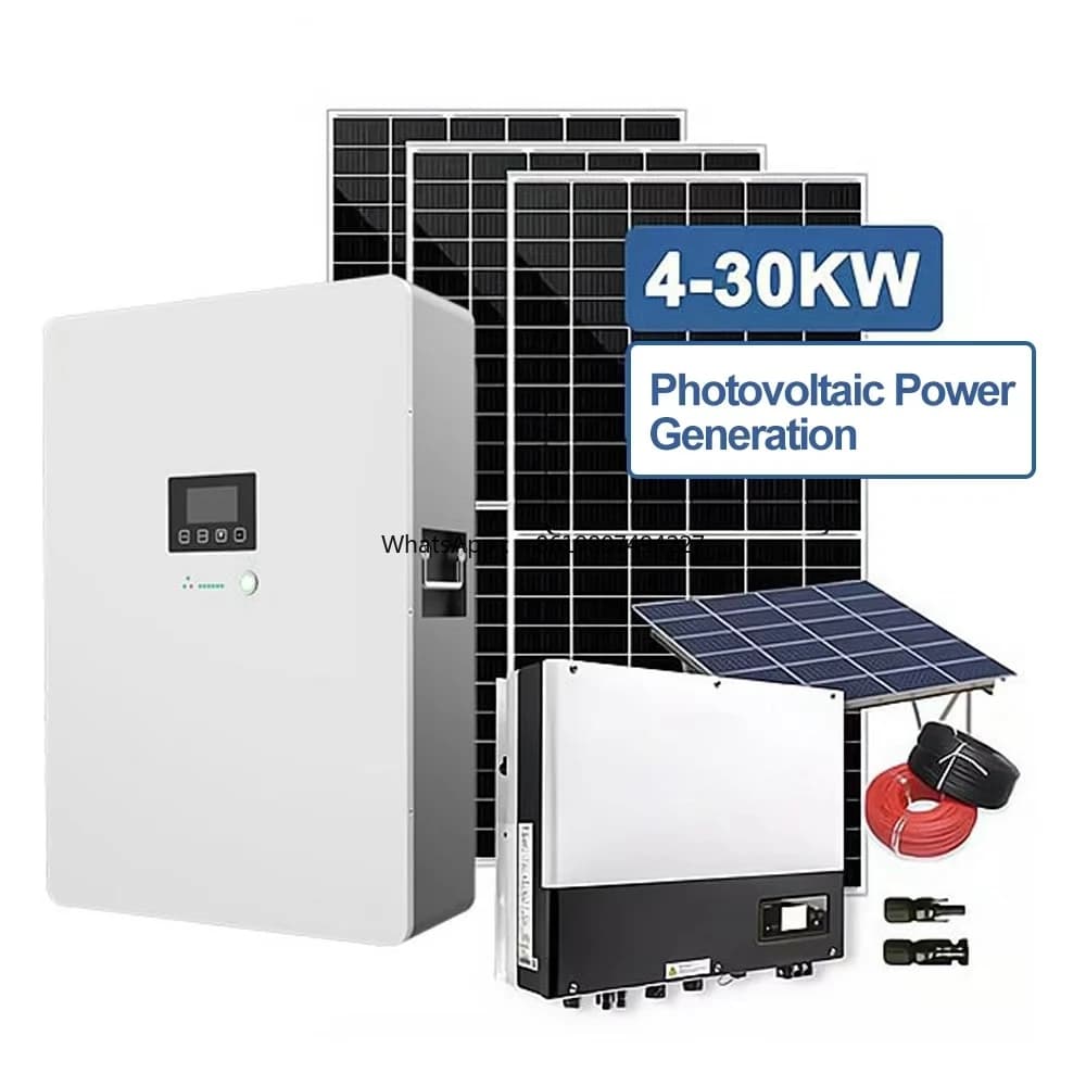 Sistema Ibrido di Accumulo Energetico Domestico con Pannelli Solari Monocristallini da 20kW, 25kW, 30kW Trifase per Montaggio a Terra, con Batterie al Piombo-Acido