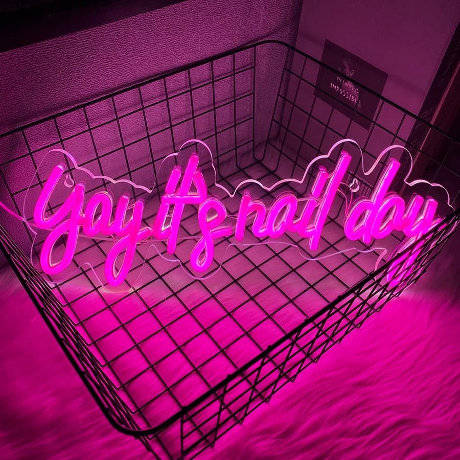 Utilizzato per la decorazione di saloni, bar e centri estetici, eccellente regalo per ragazze con abilità nel manicure, insegna al neon 'Yay its Nail Day'.