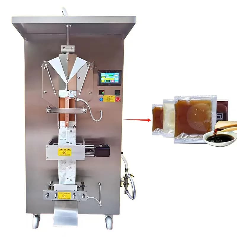 Macchina confezionatrice per liquidi insaccati Acqua minerale Macchina per acqua pura Set di sacchetti piccoli Macchina di rifornimento per linea di produzione