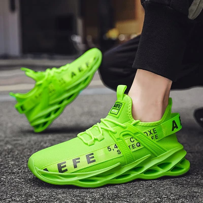 Mens Sneakers Lightweight Comfortable Mesh Breathable Sneakers Men Green Casual Shoes Thick Sole Running Shoes for Men