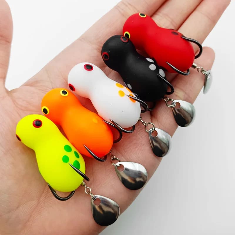 ShareShark 5pcs/bag Mini Frog Lure Soft Bait with Glitter, Double Hook, Modified Frog, Black Fish, Pike, Frog Imitation Bait