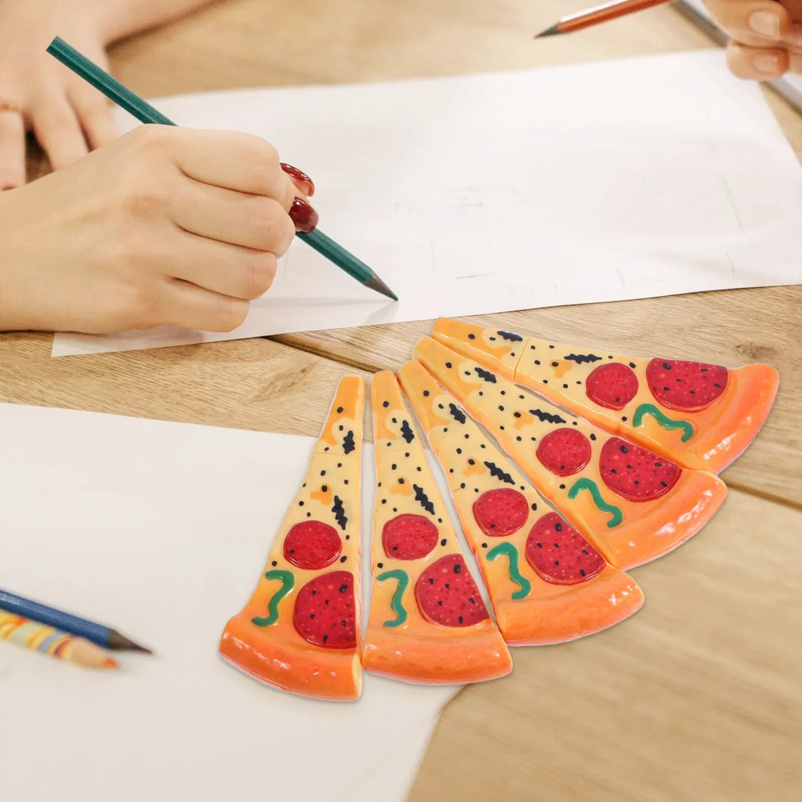 Set di 5 Penne a Sfera a Forma di Pizza, Penne Realistiche a Tema Cibo, Articoli di Cancelleria Divertenti per Scuola e Ufficio, Penne Gel Creative per Scrittura