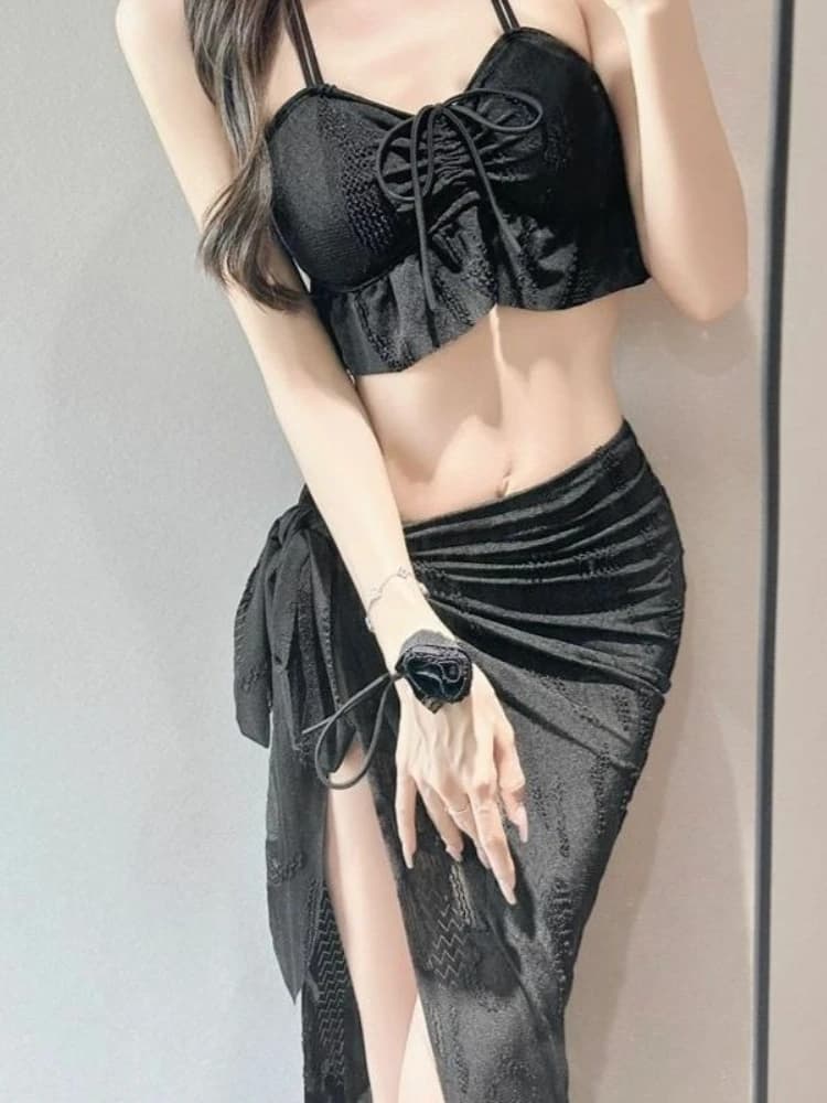 Ladies Floral Two Piece Swimsuit Fashion Cut Out Padded Bra Top Triangle Bottoms Vacation Resort Wear