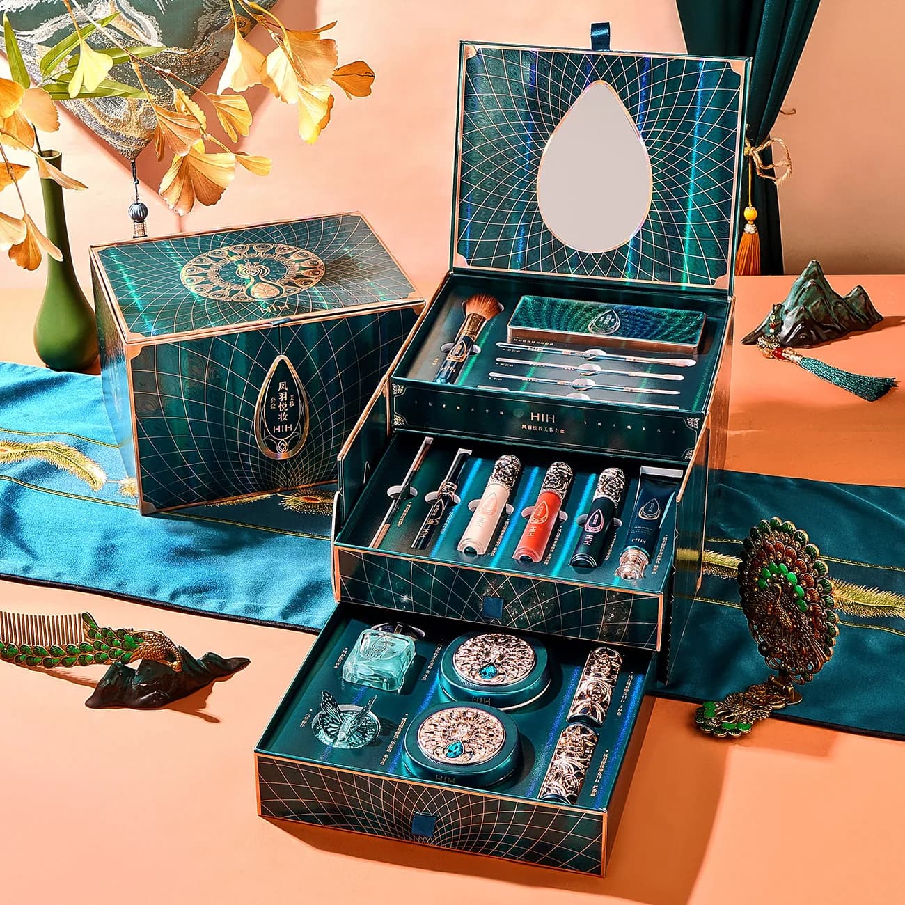 I set di trucco Phoenix includono l'uso quotidiano Fondotinta in polvere per il viso Correttore Eyeliner Make up Confezione regalo di Natale per San Valentino