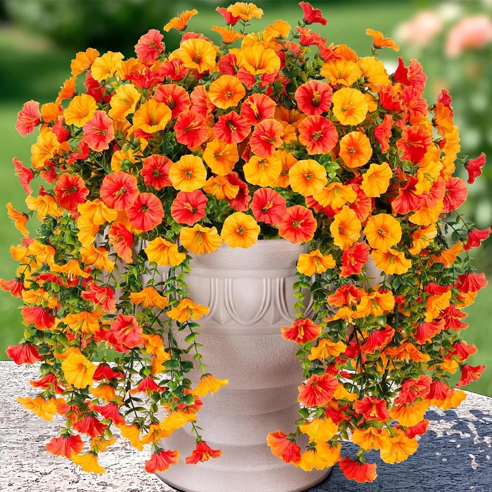 Fiori artificiali della gloria mattutina Piante finte con stelo di eucalipto Resistente ai raggi UV Fiore finto Decorazione del portico di nozze Decorazione della stanza di casa