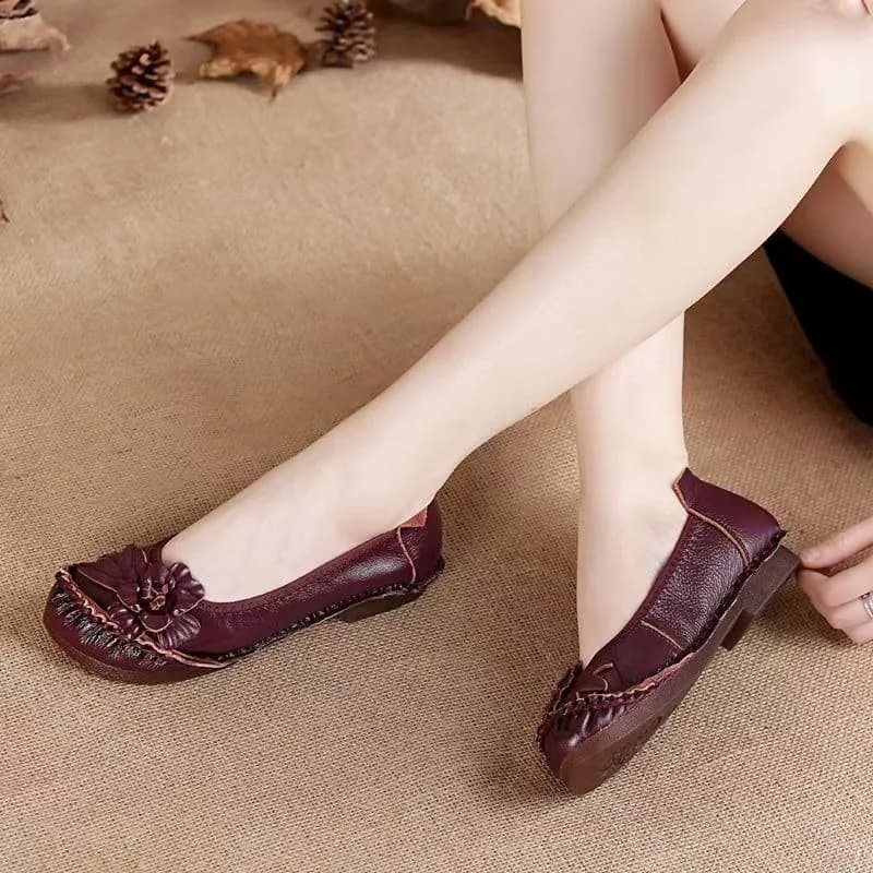 New mother shoes with flat bottom Mocassini brief on Women casual shoes light, comfortable and wear-resistant, round tip, size 35-42