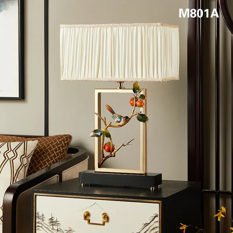 Chinese enamel high-end desk lamp, bedroom and dining room, fashionable and luxurious decoration, creative ornaments 810A