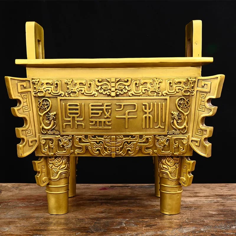 Ornamento in bronzo Quadrato in ottone Prospera Fondotinta eterno Treppiede Home Company Decorazione per ufficio Grande fresa per incenso