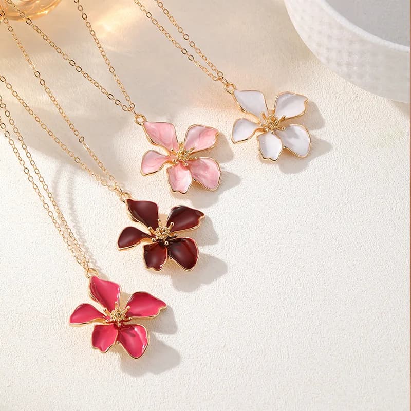 Korean Fashion Version Oil Drop Flower Chain Necklace For Women Exquisite Colorful Petals Necklace Lady Banquet Party Jewelry