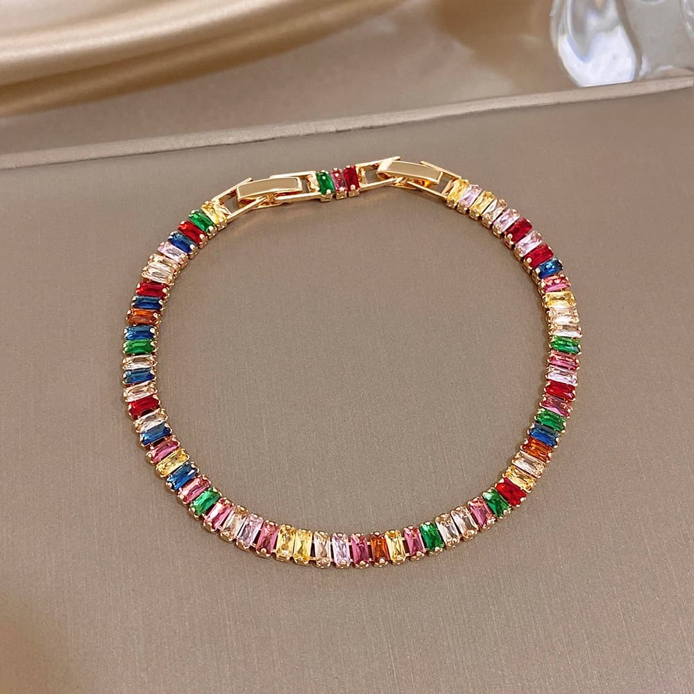 Braccialetti di Lusso con Zirconi Arcobaleno per Donne, Bracciale Geometrico Placcato Oro 18K in Rame, Gioielli da Festa, Regali