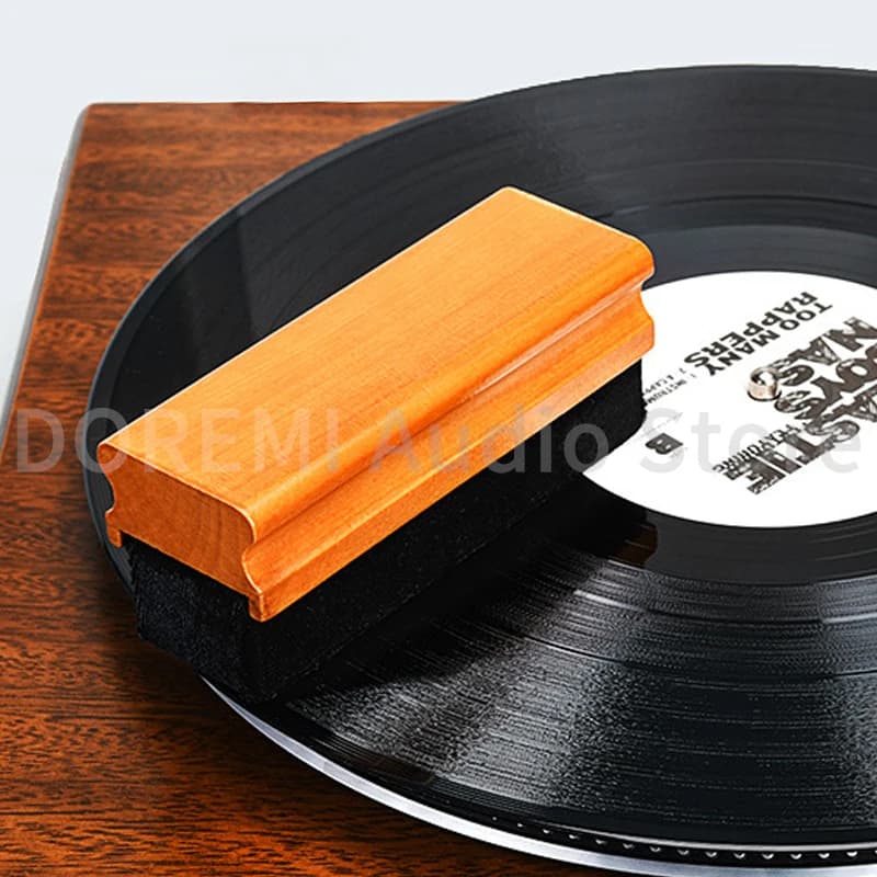 Antistatic vinyl disc cleaning brush Velvet powder removal brush for cleaning LP vinyl records of phonograph turntable