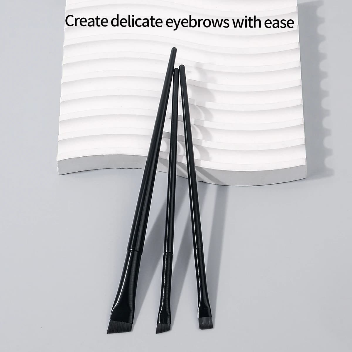 3 piece blade eyeliner brush, ultra-thin and fine eyebrow brush, eyeliner cream brush, makeup brush for beginners, beauty tools