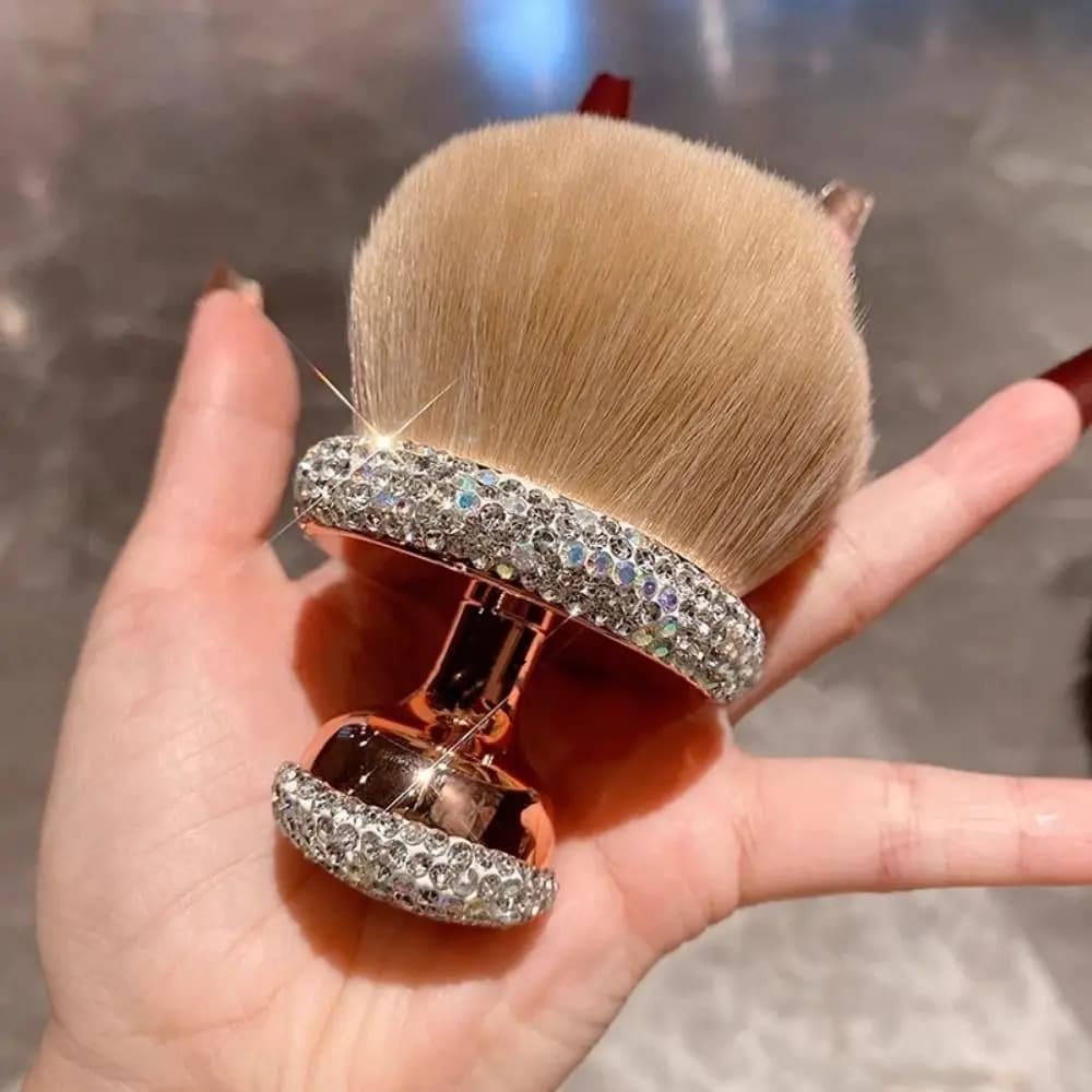 Extra-Large Makeup Brush with Strass, Ultra-Slim and Soft, Long Sleeve, Soft Mushroom Head, for Home Use