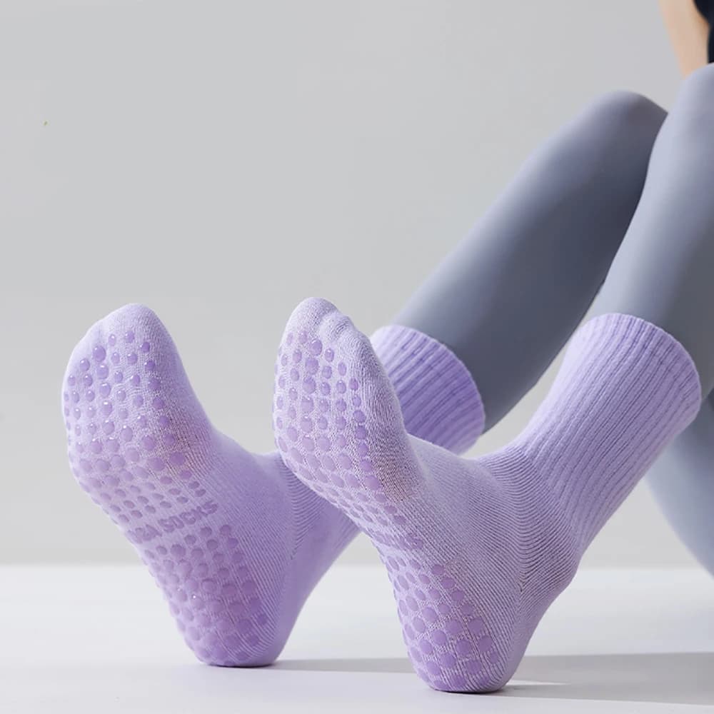 High Quality Women Yoga Socks Colorful Trend Sports Socks Professional Breathable Anti Slip Pilates Exercise Indoor Cooton Socks