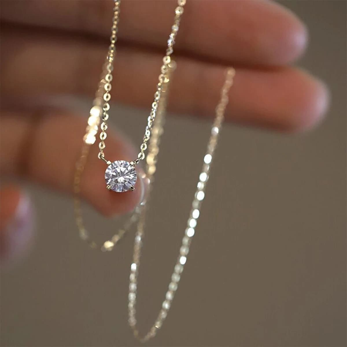 Brillante argento sterling 925 con pendente in oro 18 carati Collana con diamanti singoli con quattro artigli Collana con zirconi per regalo di gioielleria raffinata da donna