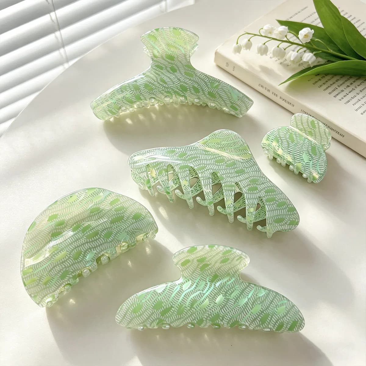 Nuova Molletta per Capelli Mori Verde con Stampa Serpente, Clip a Squalo Fresca Primavera/Estate, Elegante Fermaglio per l'Inferioriore della Testa, Accessorio per Capelli da Donna