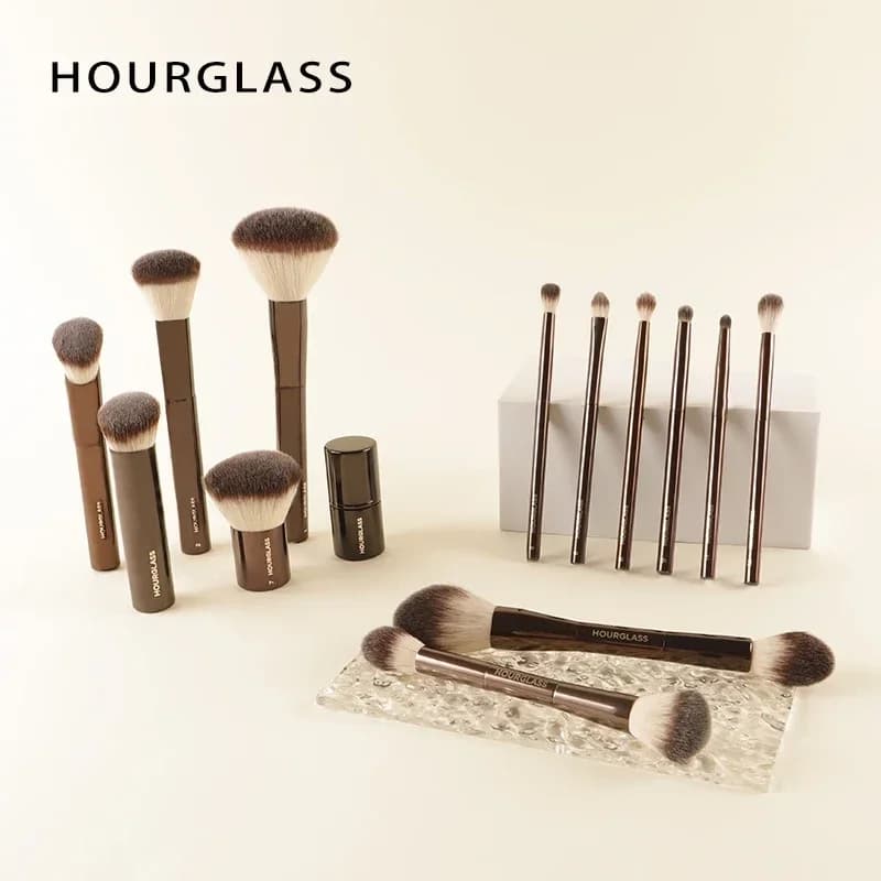 Pennelli Trucco Professionali Retrattili Hourglass: Ombretto, Fondotinta, Correttore, Cipria, Bronzer, Blush, Eyeliner - Tutti i Tipi