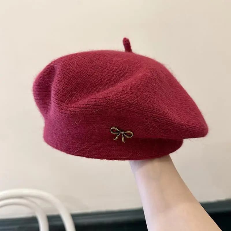 ‌ Berretto lavorato a maglia con fiocco in metallo stile coreano Cappello da pittore di strada casual autunno/inverno da donna Berretto caldo alla moda per l'attrezzatura quotidiana Nuovo