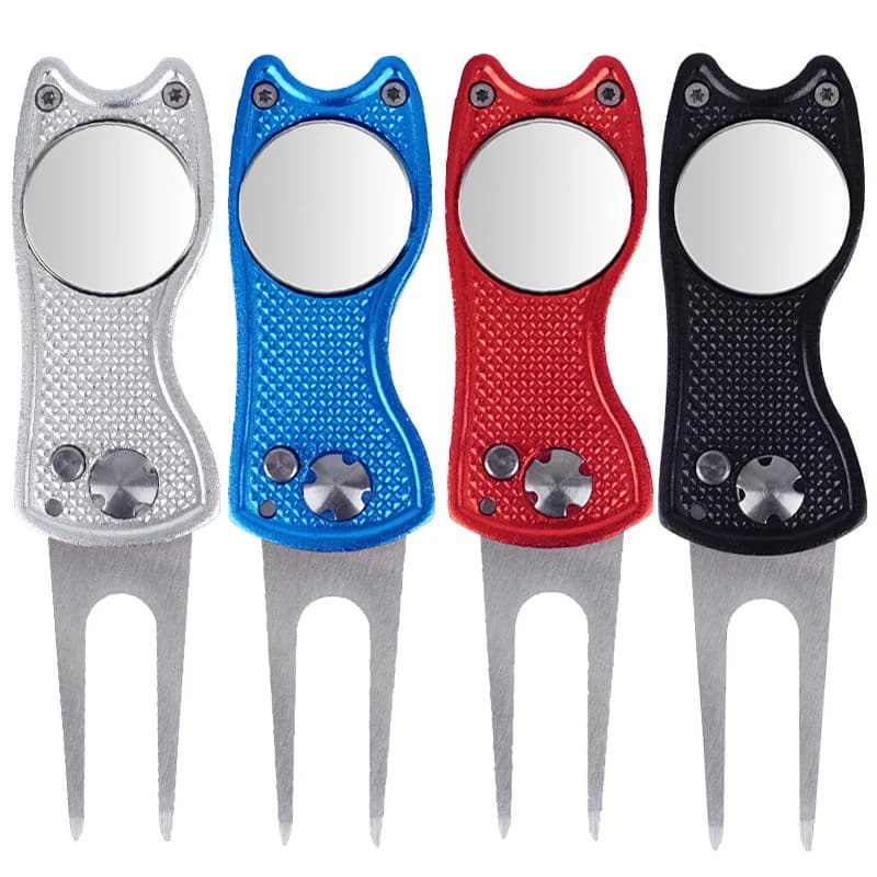 Strumento di riparazione Divot da golf pieghevole in metallo con indicatore magnetico a sfera e pulsante pop-up Accessori per utensili verdi Regalo per il golfista