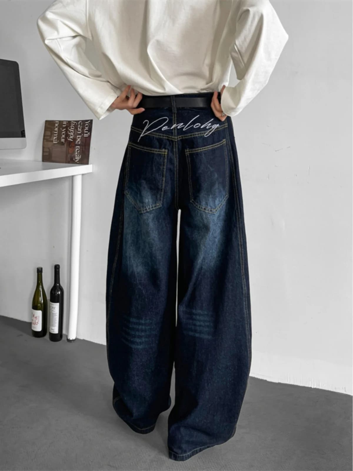 American High-End Design Curved Knife Jeans Loose Wide Leg Straight Casual Long Pants Men Women Washed Deep Blue Casual Jeans